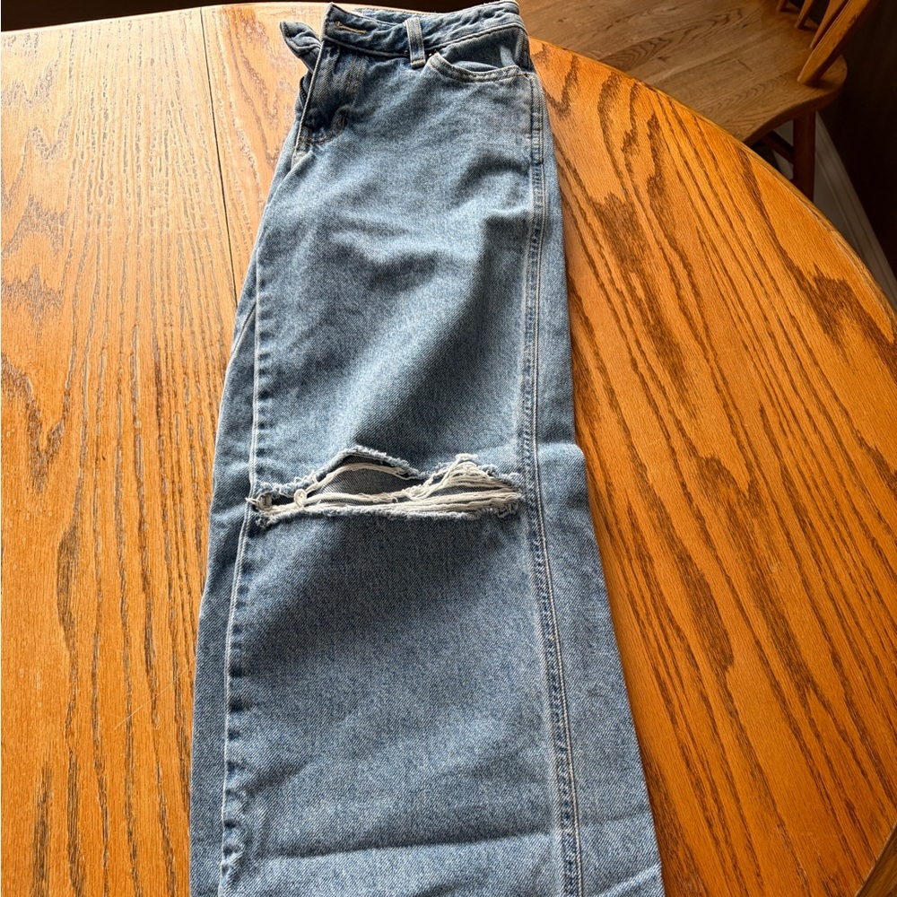 PacSun Light Blue Denim Jeans low rise baggy. Size 24